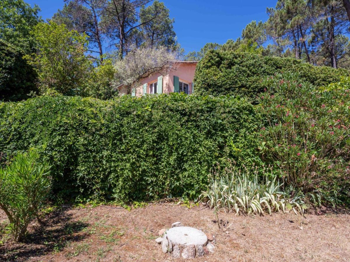 Holiday Home Les Ecureuils By Interhome Saint-Pantaléon Kültér fotó